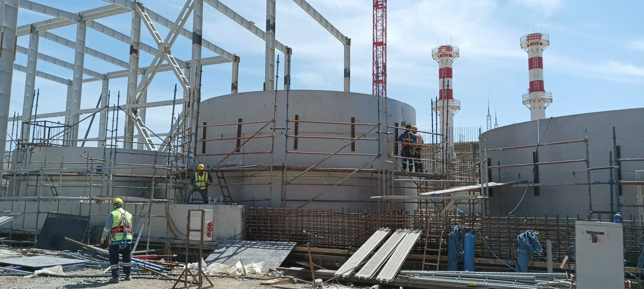 Stainless Steel Structures and Industrial Tank Manufacturing